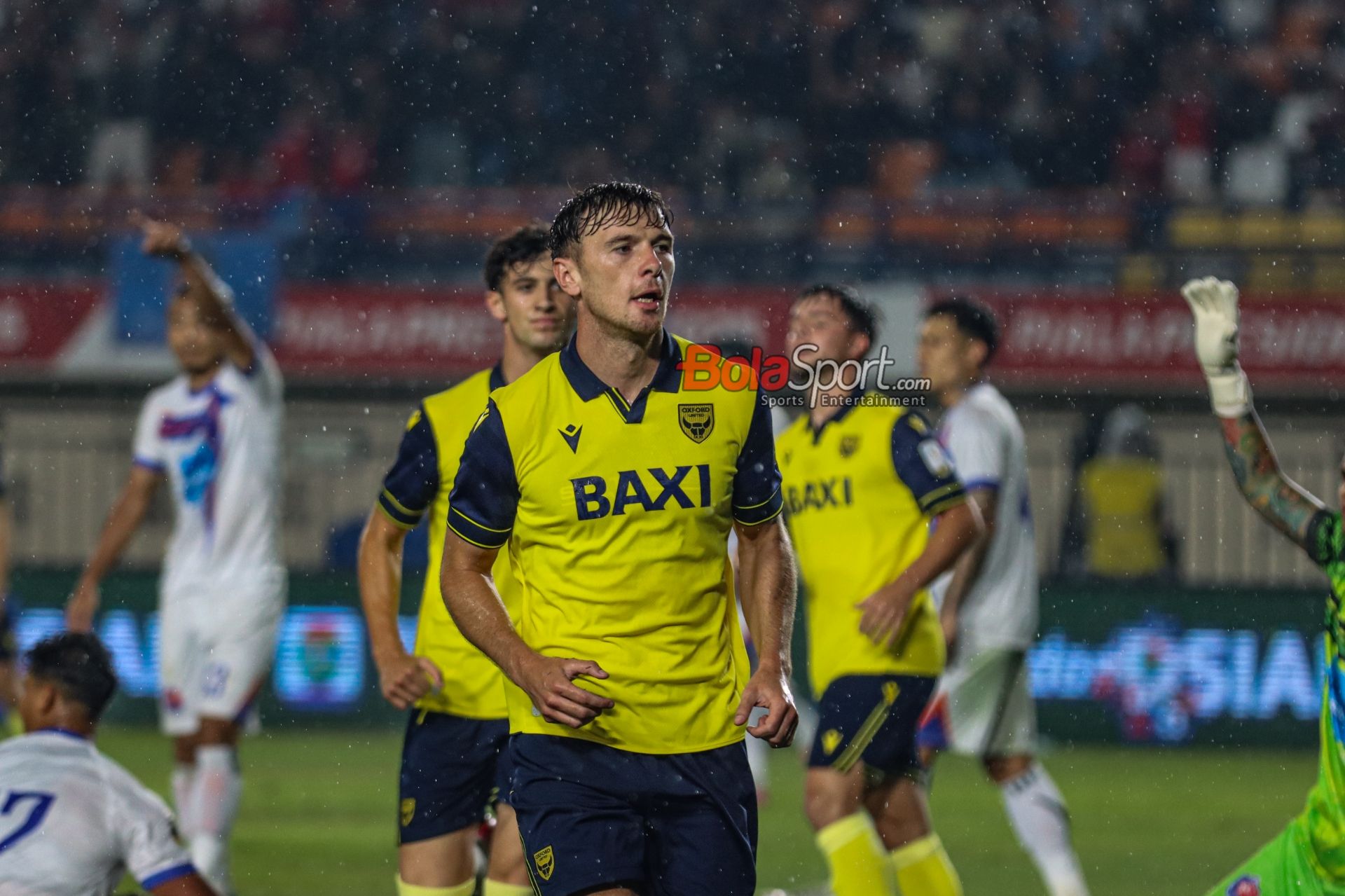 Oxford United Hadapi Tim Degradasi, Tanpa Pelatih di Hari Natal Liga Inggris