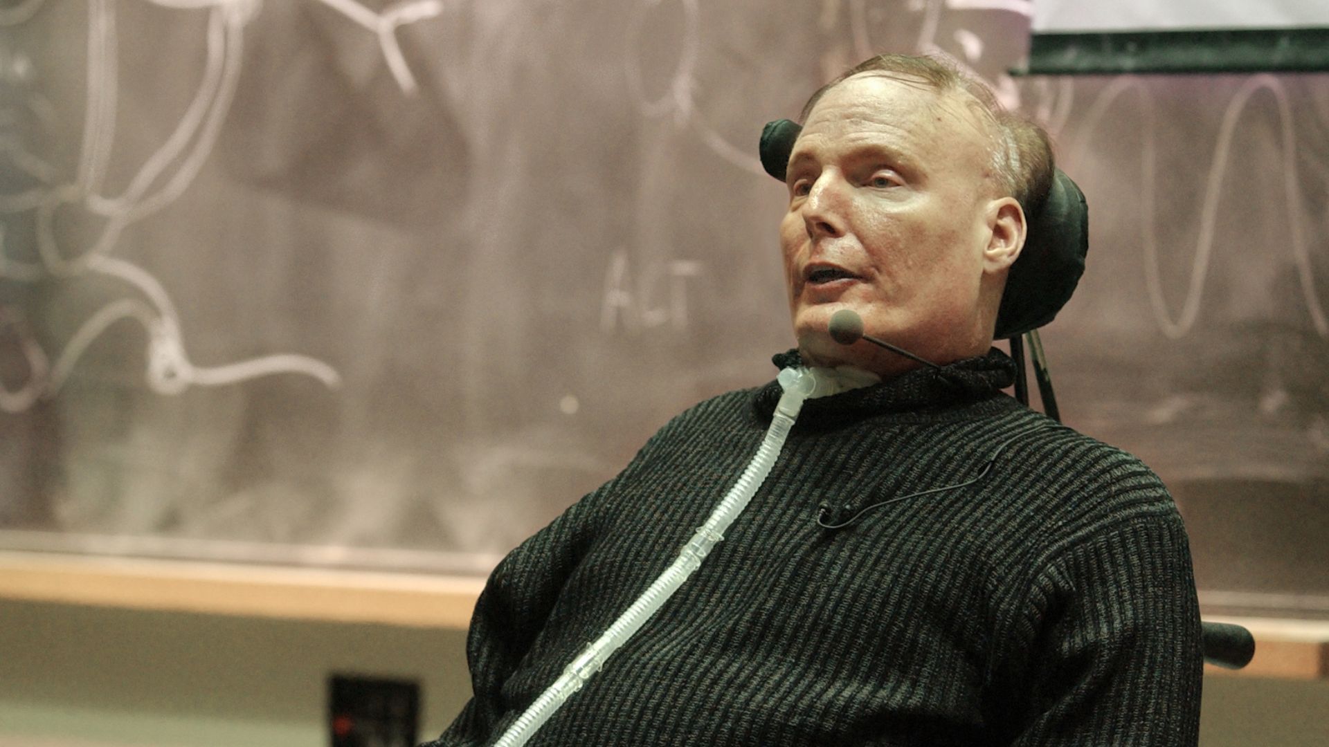 Christopher Reeve was paralyzed in a fall, then raised millions for ...