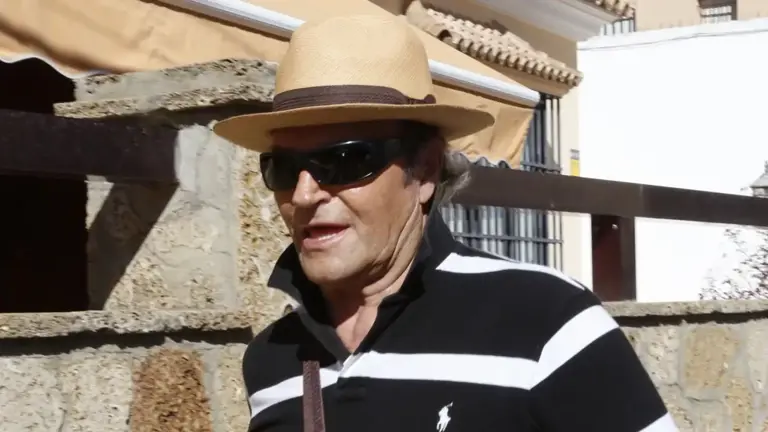 Última hora sobre Amador Mohedano tras ingresar de urgencia en el hospital:  el exmarido de Rosa Benito ya está en planta y a la espera de resultados