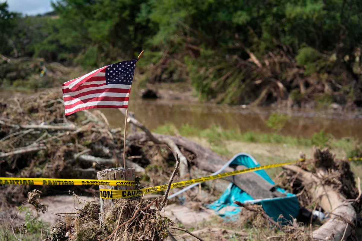 Texas lawmakers review catastrophic floods but say they aren't out to  assign blame
