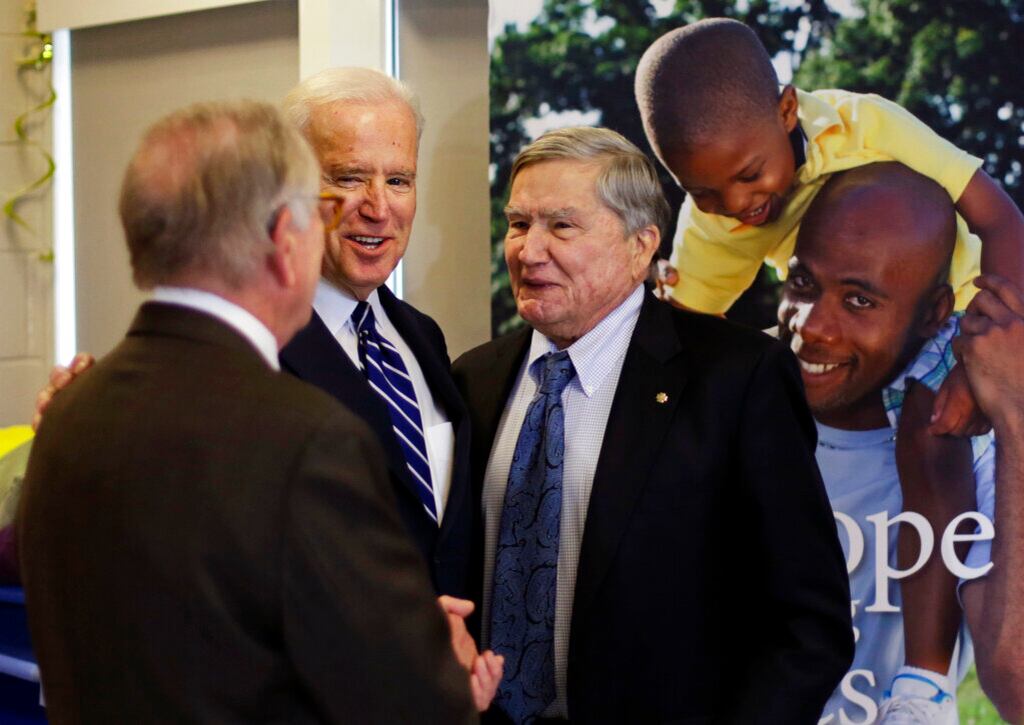 Atlanta real estate mogul, former Hawks owner Tom Cousins dies at 93