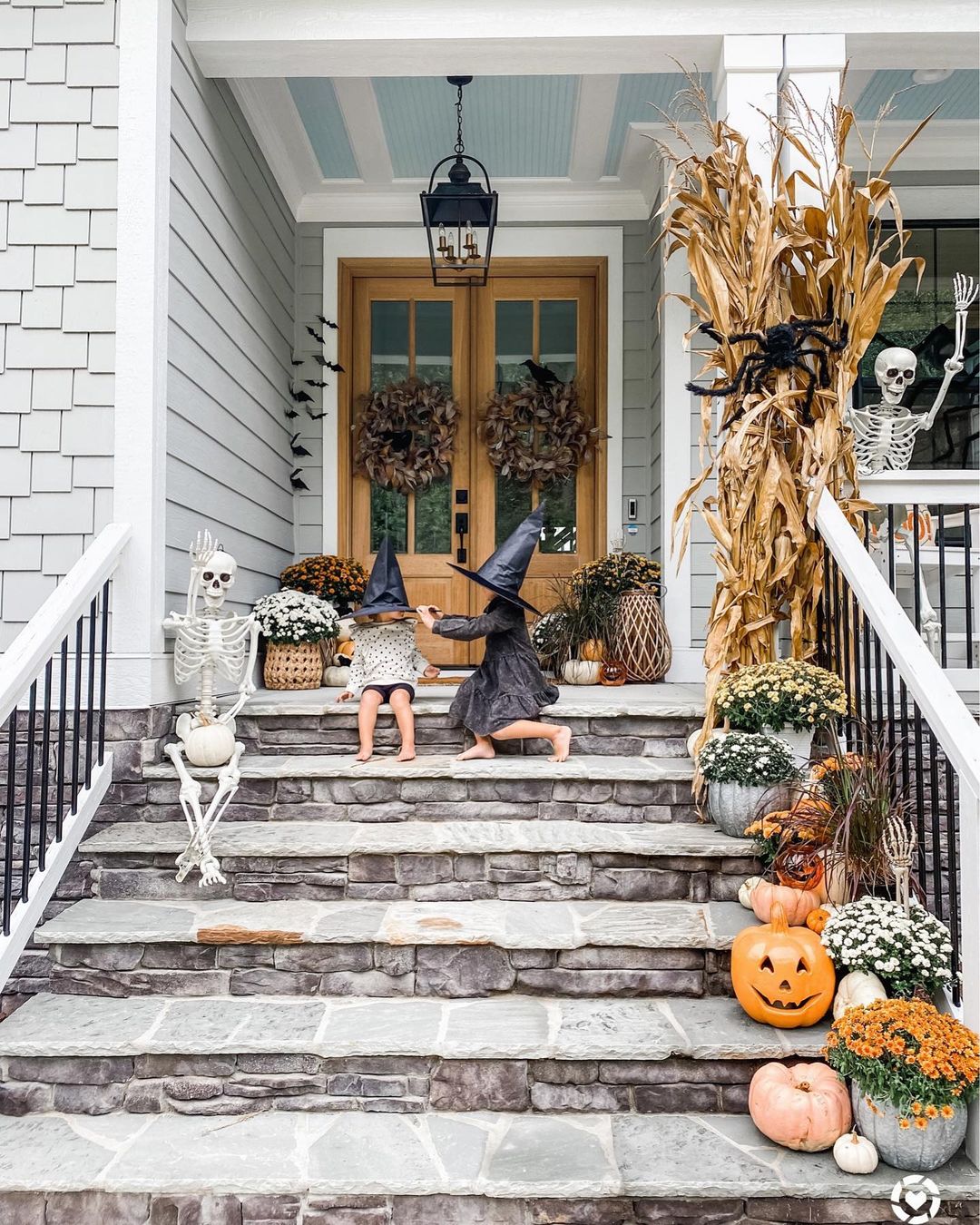 halloween front porch decor
