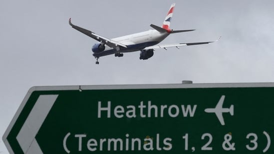 Multiple Uk Airports Affected Flights Restricted Over London Due To