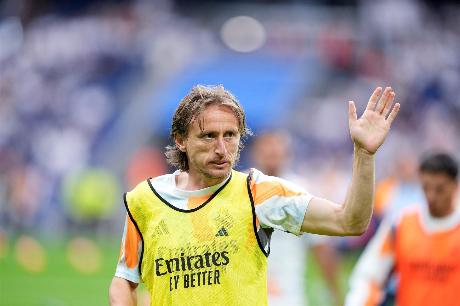 Modric acepta el reto y vuelve a casa