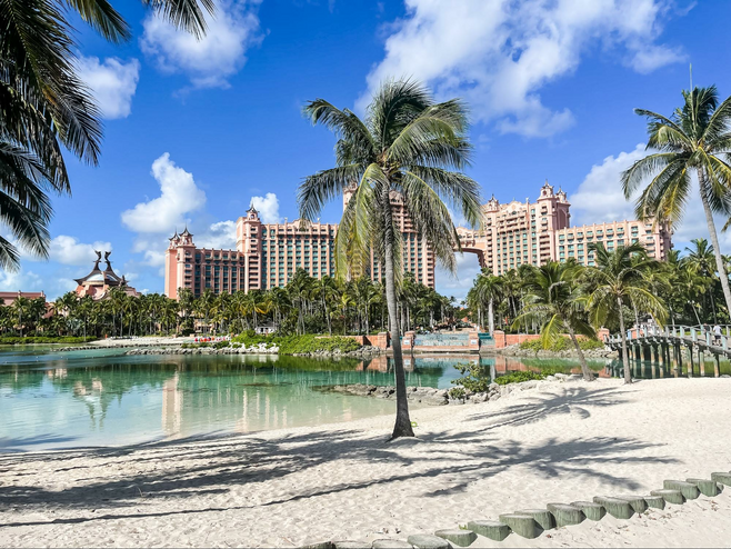 How to Plan a MultiGen Trip to Atlantis Paradise Island Resort How to Plan a MultiGen Trip to Atlantis Paradise Island Resort