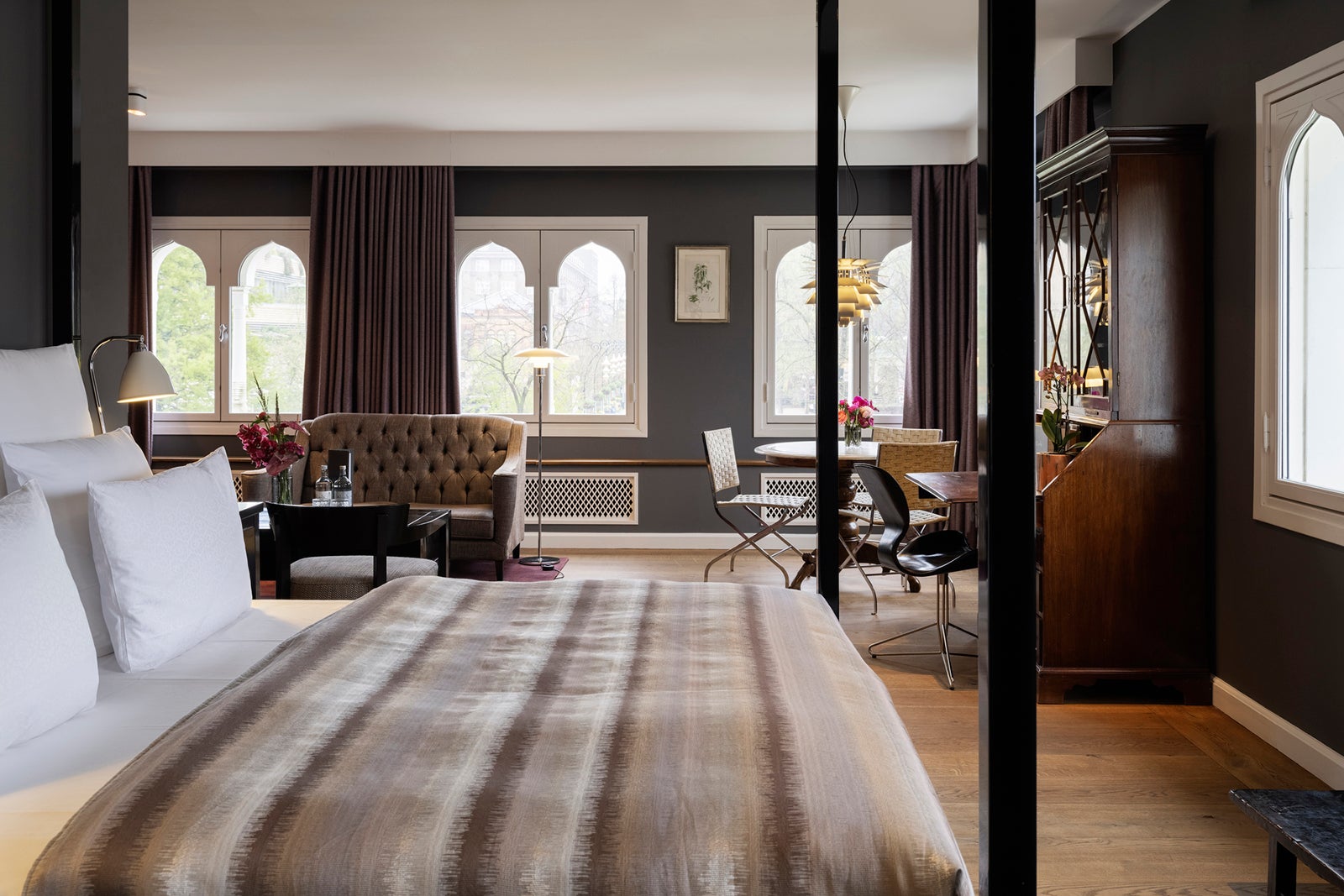 Enjoy luxury perks at our favorite hotels that are part of The Edit by Chase Travel