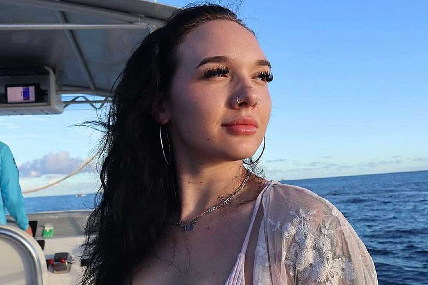 A Woman Was Found in Burning Car with Bleach in Throat — and She Was