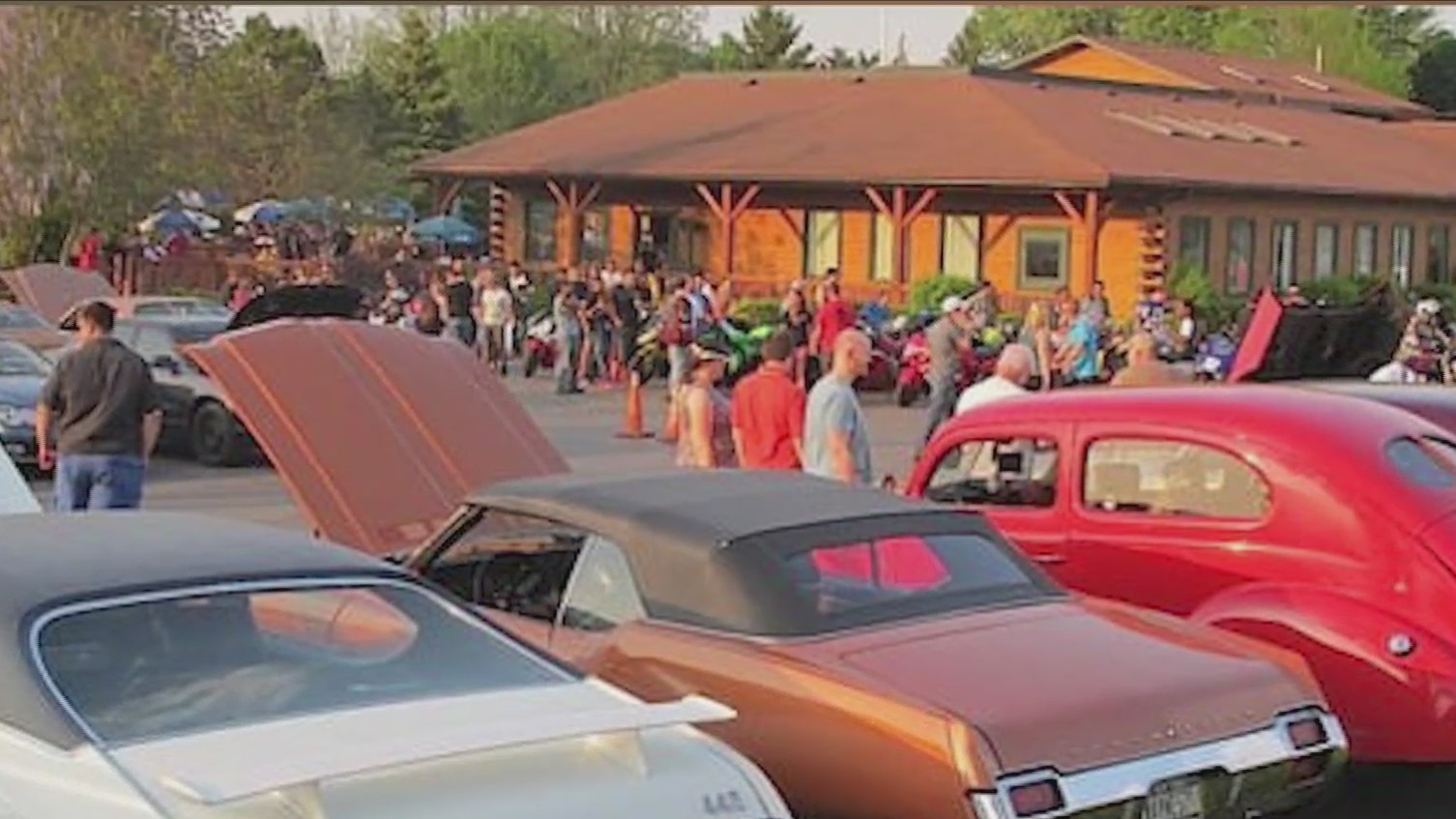 Log Cabin Car Show
