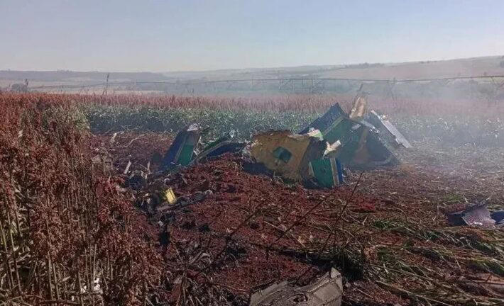 Avião da Esquadrilha da Fumaça cai no interior de São Paulo. Foto: AEROLIN VIA X