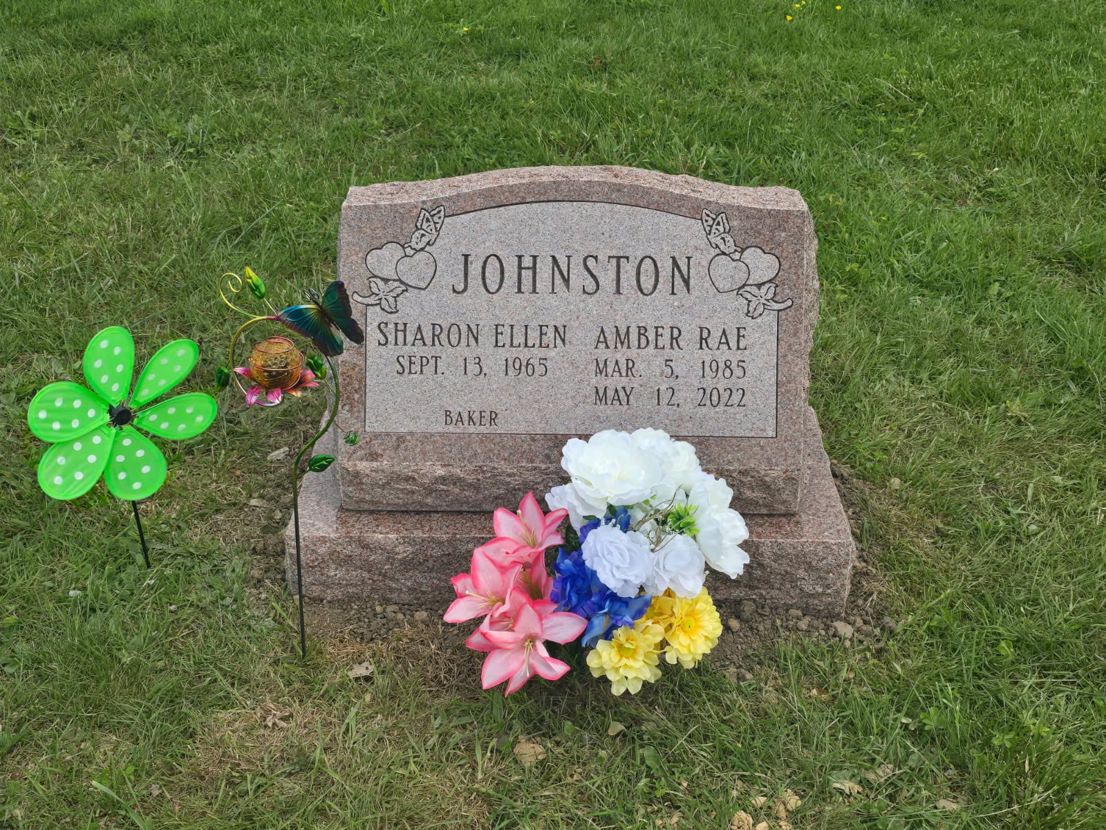 Grieving mother lays daughter to rest after 4year search in