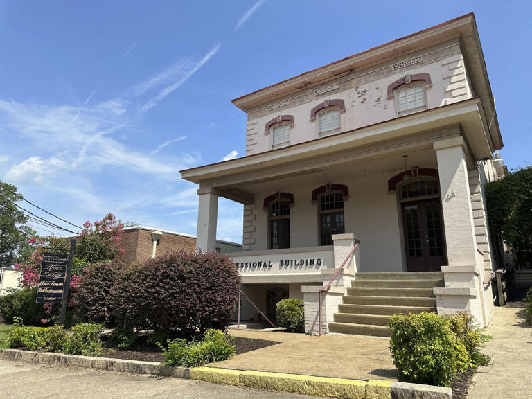 Attacker sets Virginia city councilman Lee Vogler on fire, police say
