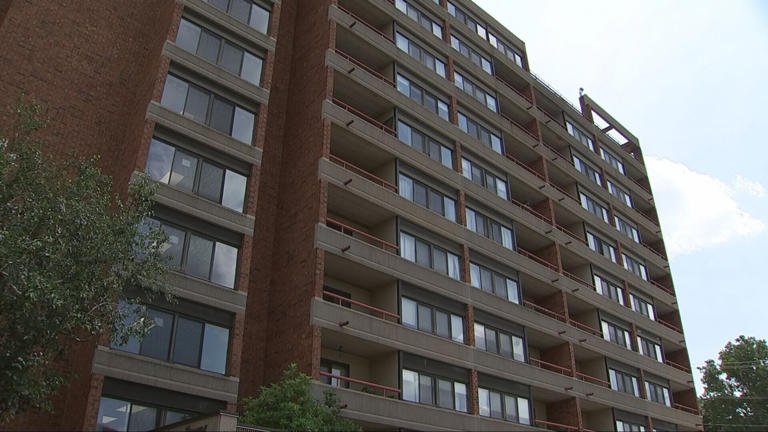 Senior high-rise left without air conditioning on multiple days of ...
