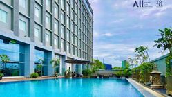7 Hotel Pangkalpinang Kolam Renang Luas dan Bersih, Ideal untuk Liburan Keluarga