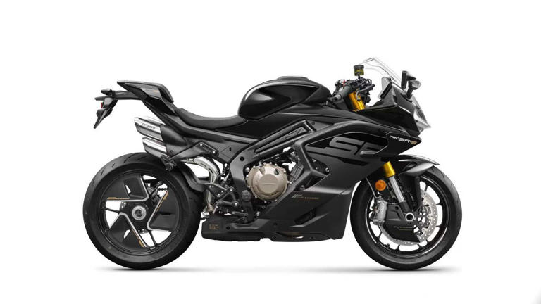 H CFMoto's New Inline-Four Sports Bike Is The Honda CBR