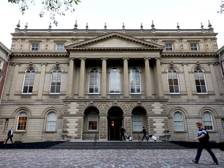 COURT ORDER/Toronto1979＆Sessions1977 Toronto Athletic Club - Wikipedia