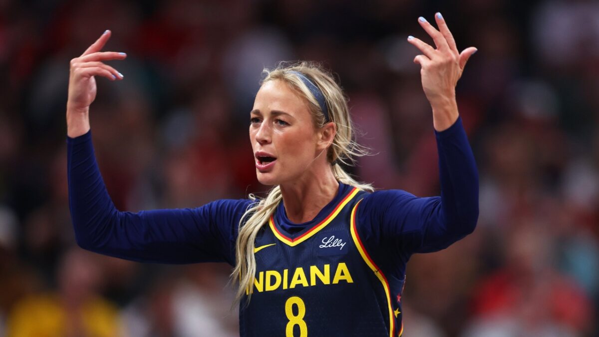 Sophie Cunningham Gets 'Pi***d Off' When Caitlin Clark Isn't Called The  WNBA's Face