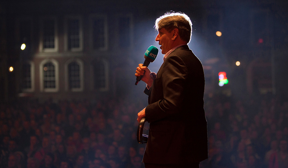 RTÉ radio presenter Seán Rocks dies aged 63 RTÉ radio presenter Seán Rocks dies aged 63