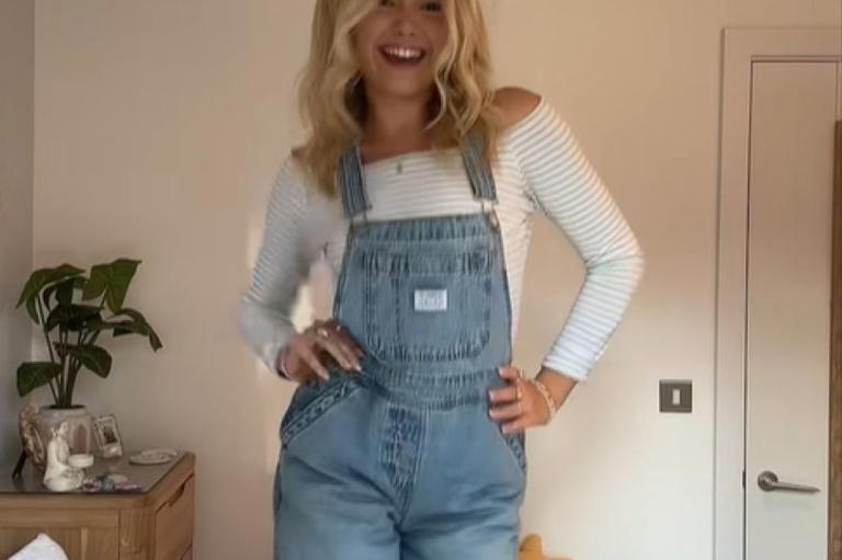 Fans think Sydney would suit being in a Mamma Mia movie