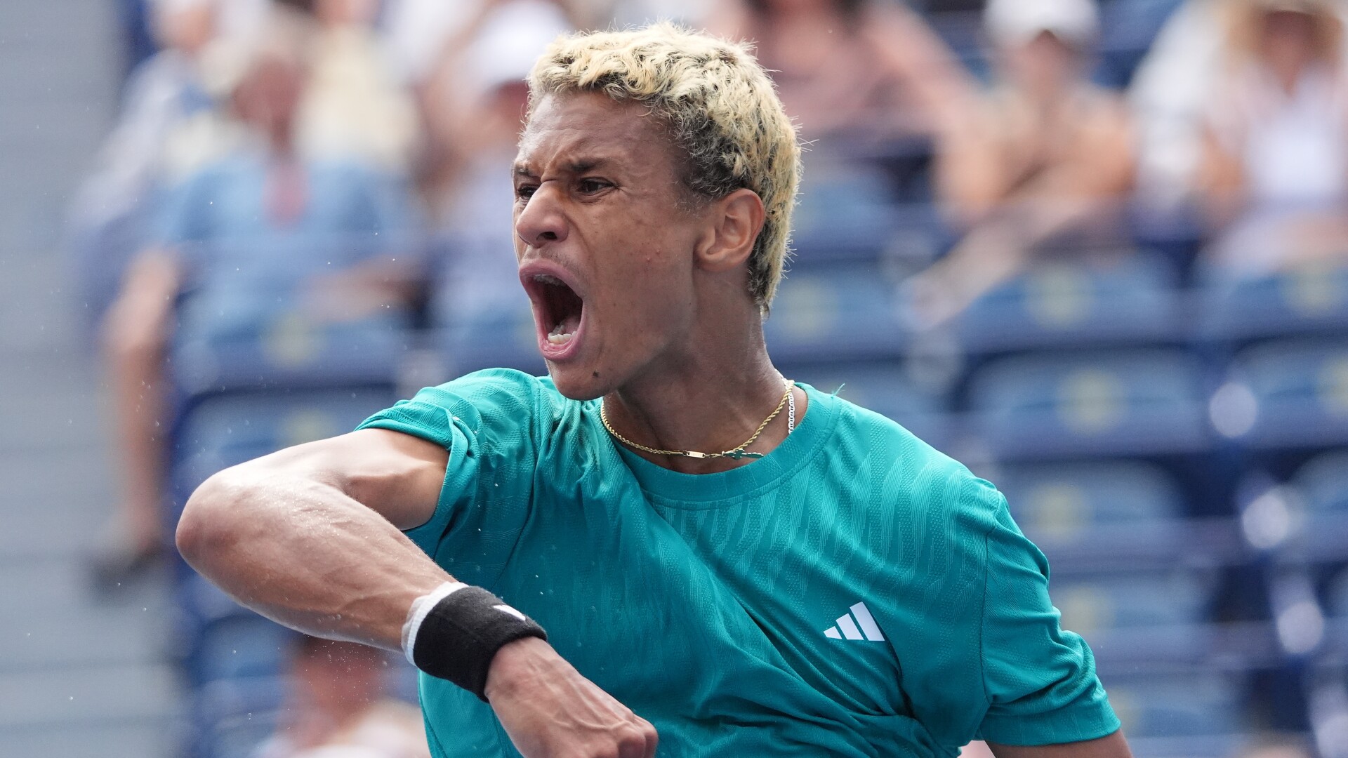 Gabriel Diallo reaches 3rd round at National Bank Open