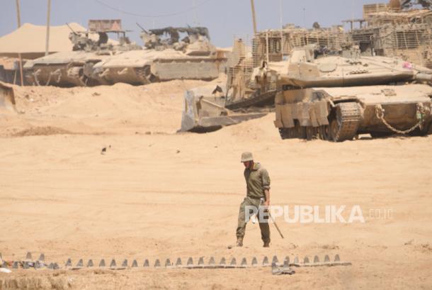 Dihantam Batu Daud, Tentara Israel Mundur dari Gaza