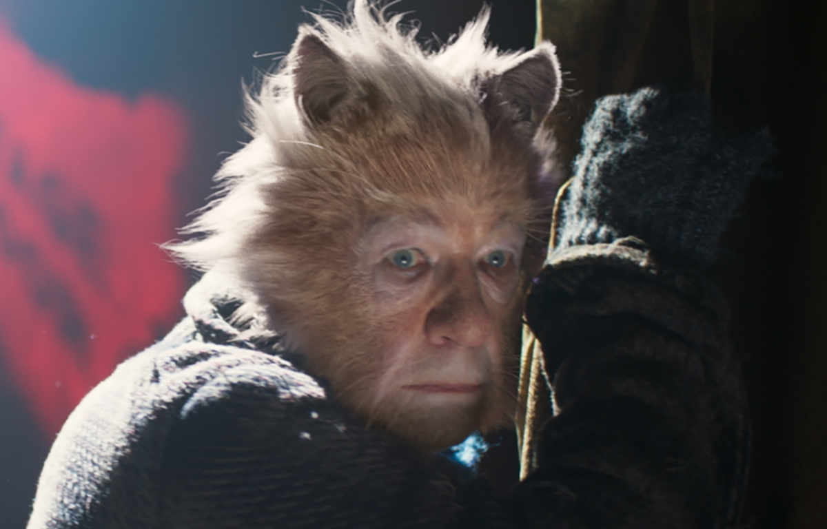 25 Movie Catastrophes That Starred Hollywood’s Elite