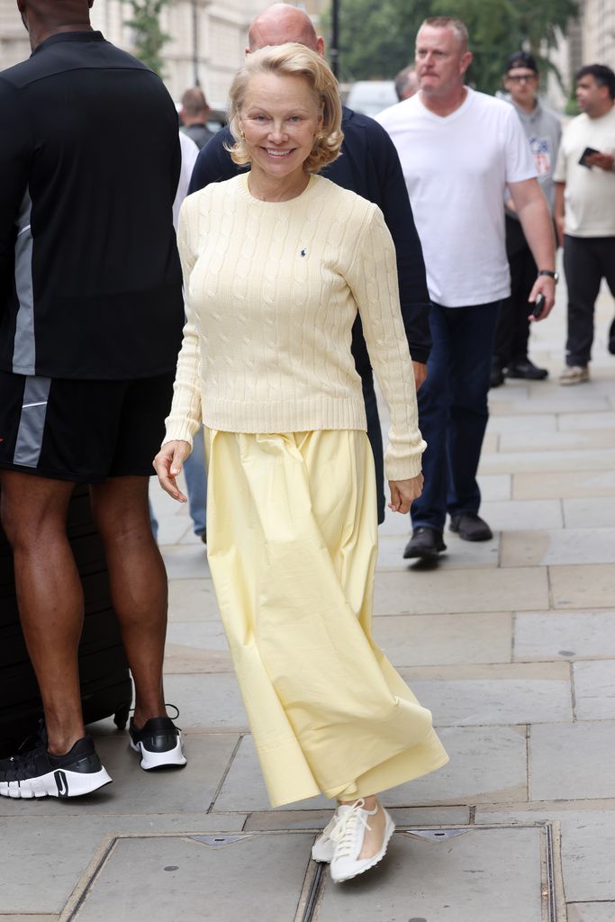 Pamela Anderson delights in 2025's hottest trend amid swirling Liam