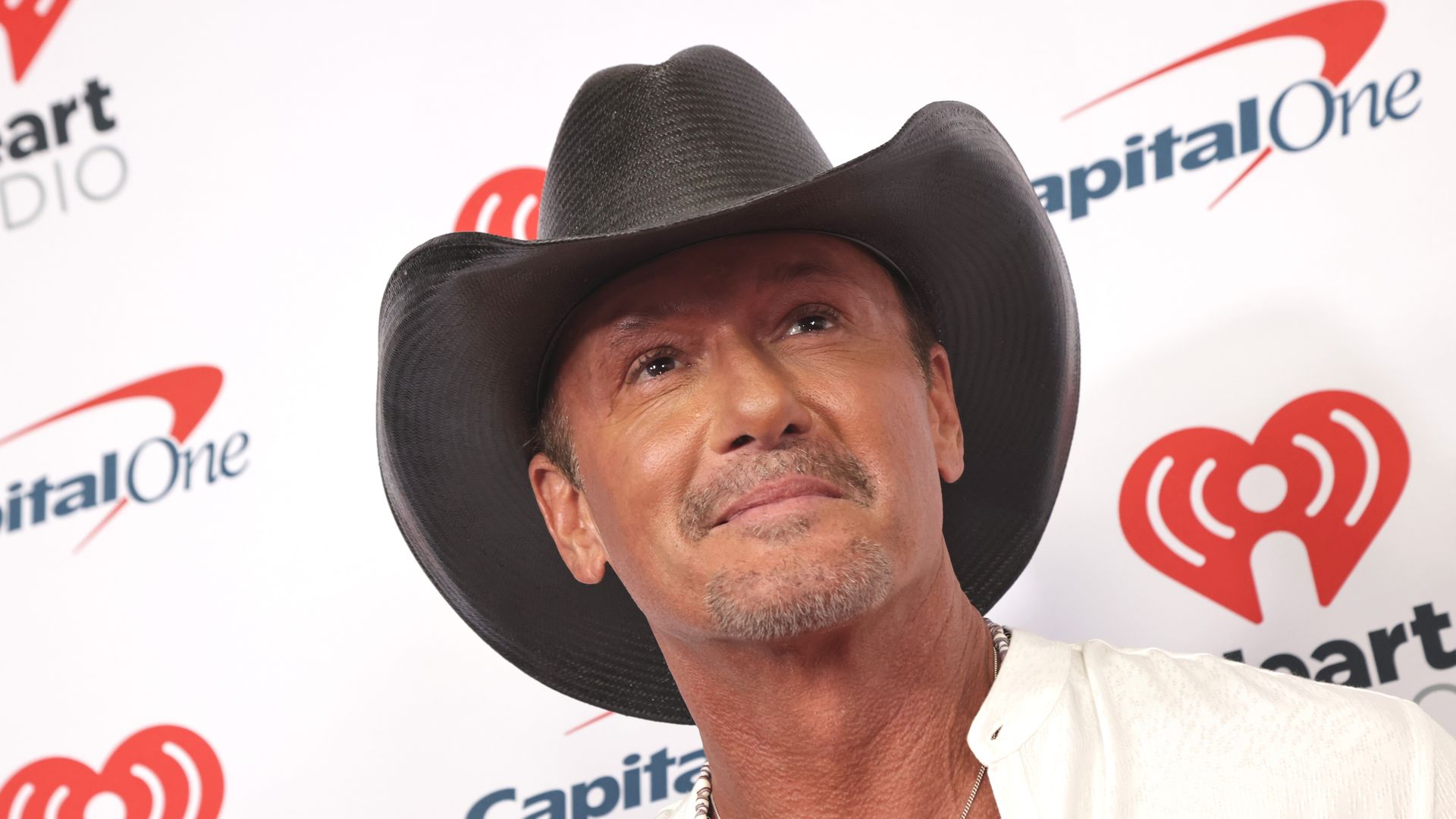 Tim McGraw gives family update from $15.7 million Nashville home: 