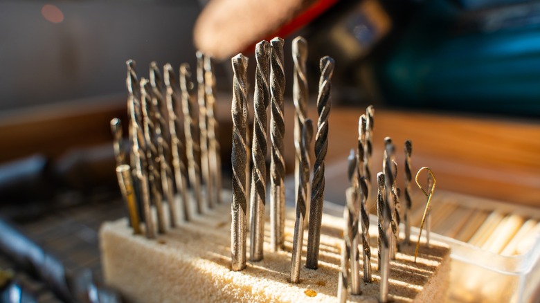 How to Sharpen Drill Bits on a Bench Grinder: Expert Tips