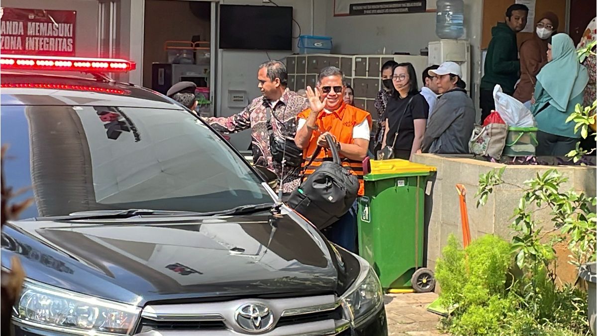 Hasto Tersenyum, Segera Bebas Setelah Menerima Amnesti dari Prabowo