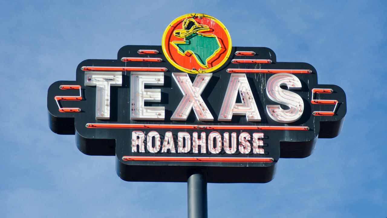 Texas Roadhouse hit with civil rights complaint alleging DEI Texas Roadhouse hit with civil rights complaint alleging DEI