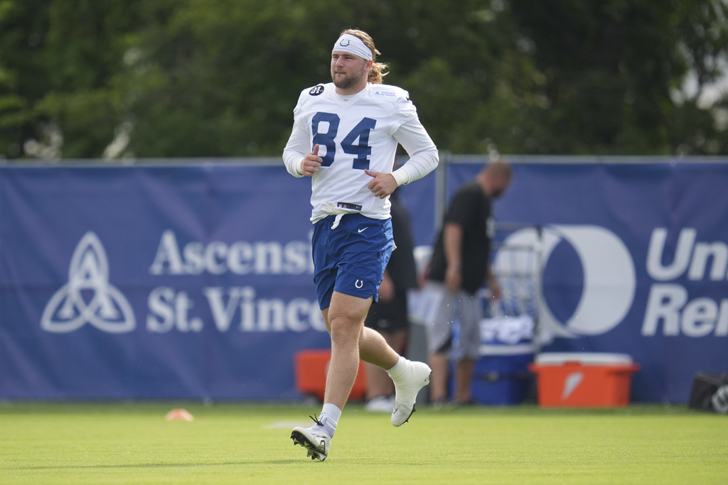 Rookie tight end Tyler Warren is starting to find his fit at Rookie tight end Tyler Warren is starting to find his fit at