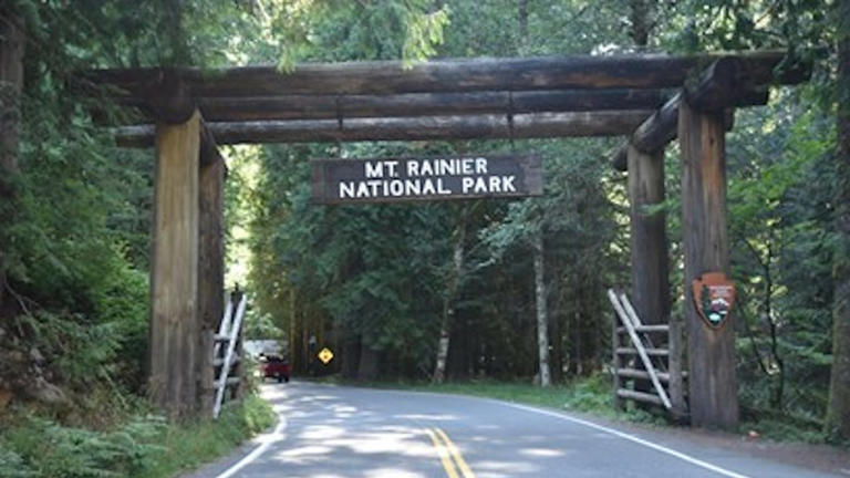 Thunderstorm knocks out Paradise water system at Mount Rainier ...