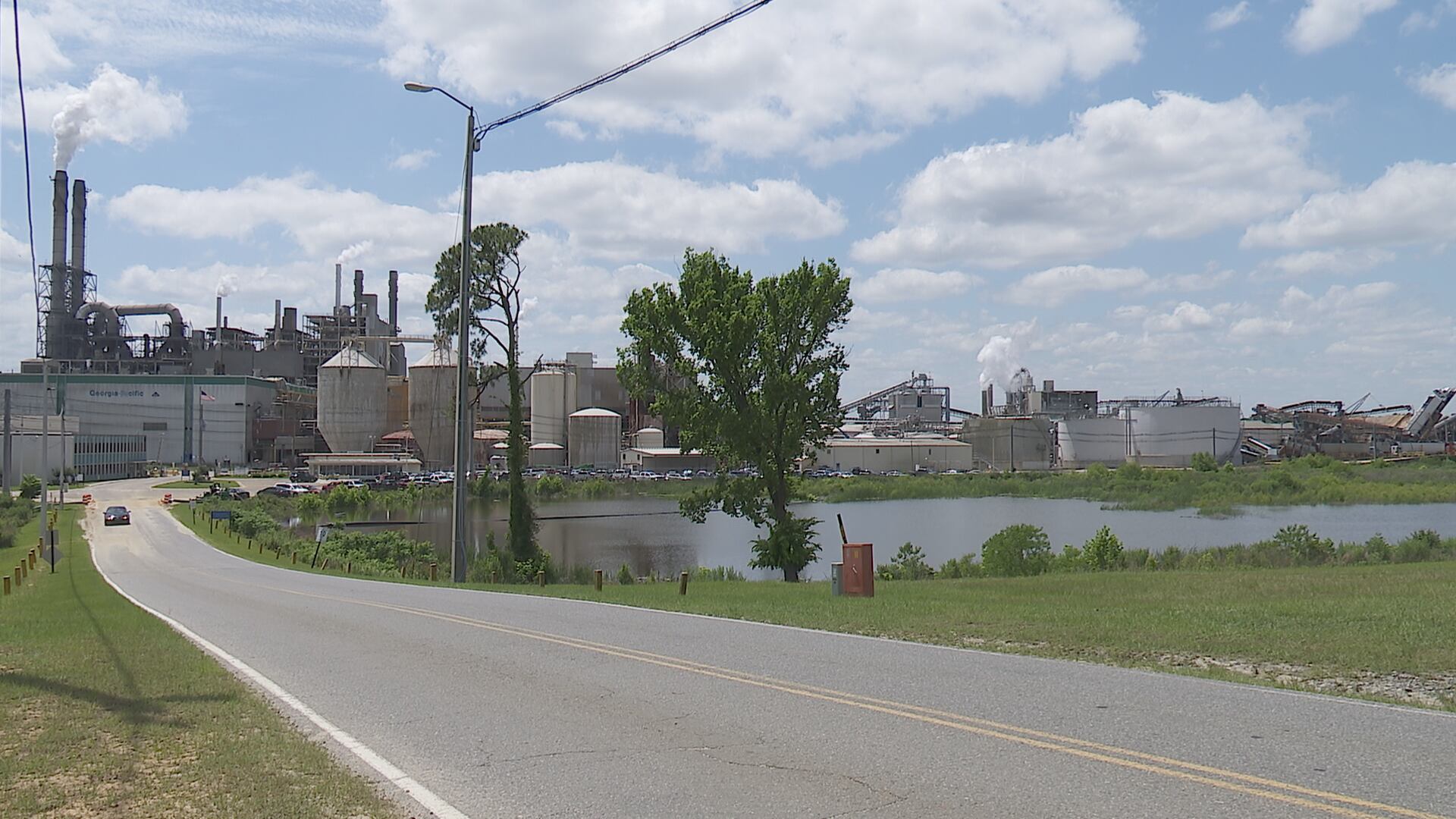 Georgia-Pacific's Cedar Springs Containerboard mill set to close today ...