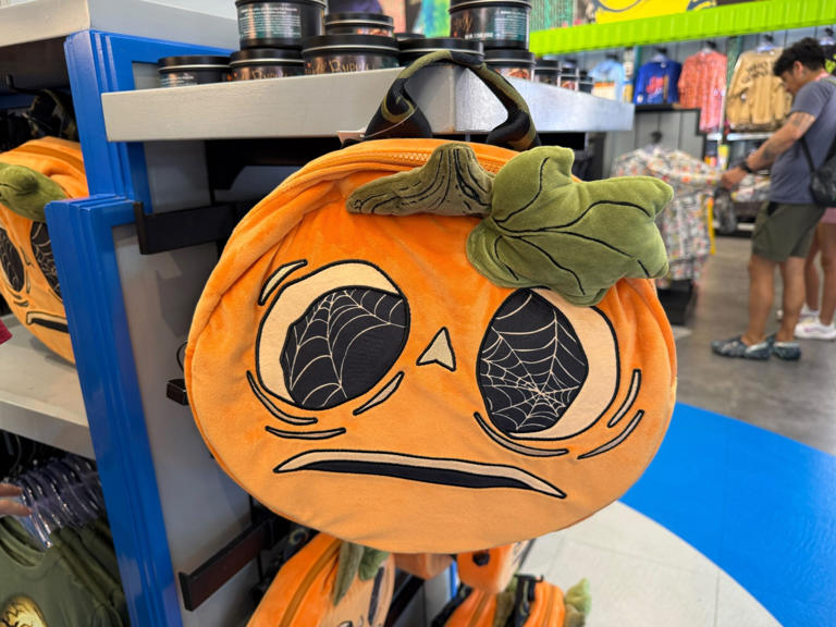 な*ち様 yello DARK ALLEY DEFORMED SHORT BOO な*ち様 yello DARK ALLEY DEFORMED SHORT BOO Yellow: SCANDAL