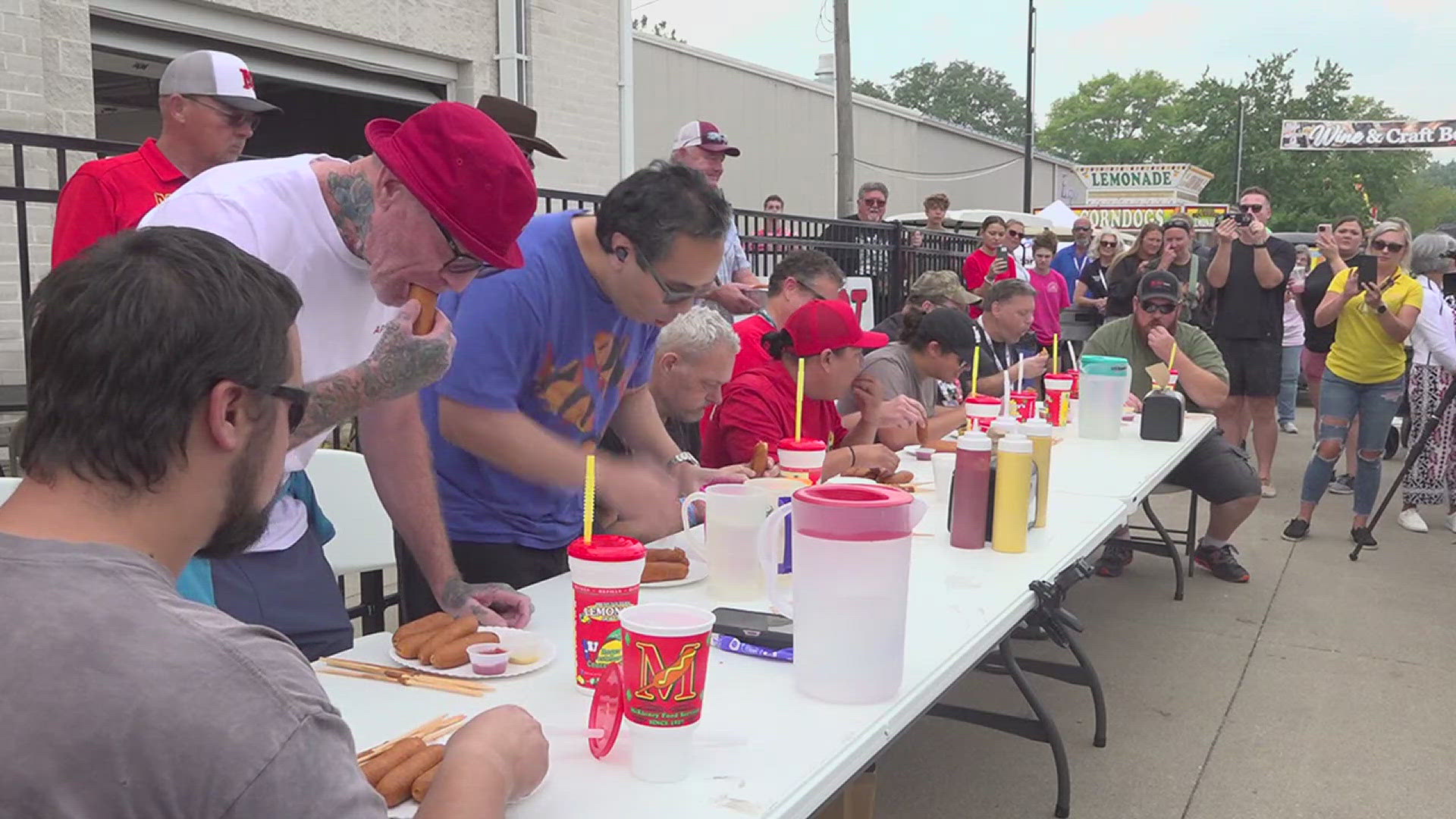 mississippi-valley-fair-crowns-2025-corndog-eating-champion