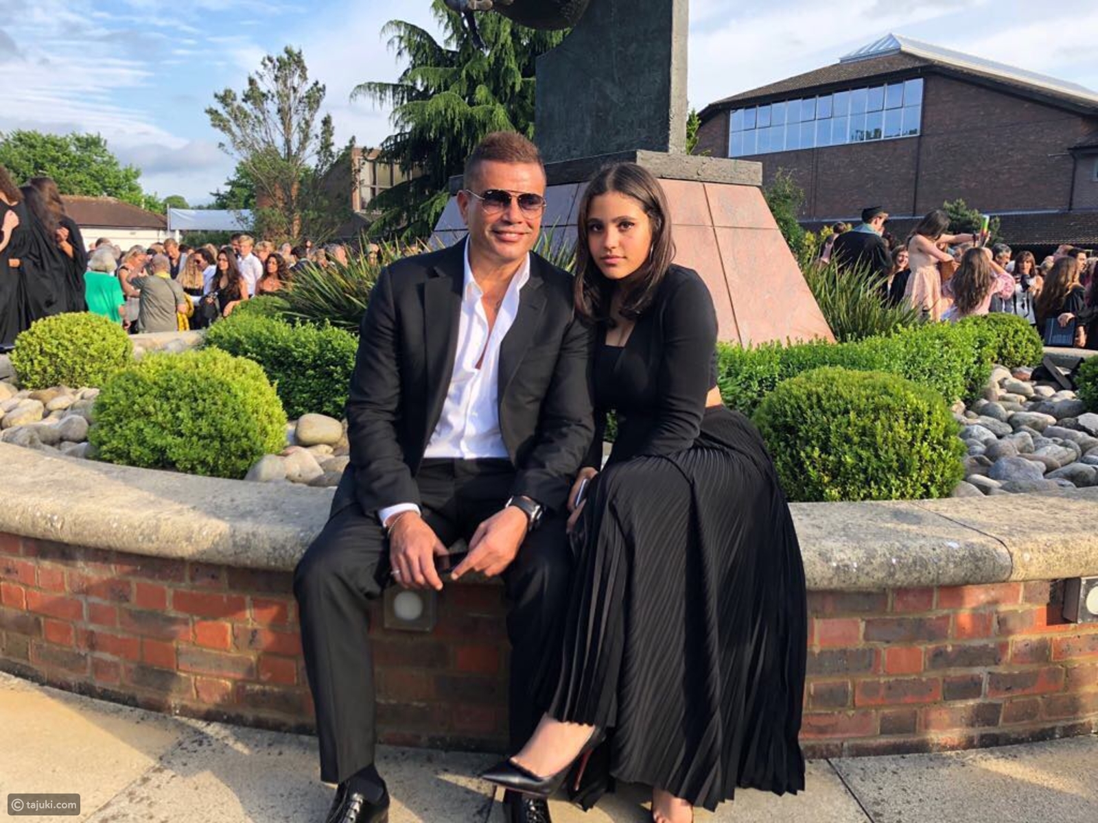 جنا دياب: أناقة عصرية وجمالية تتصدر السوشيال ميديا