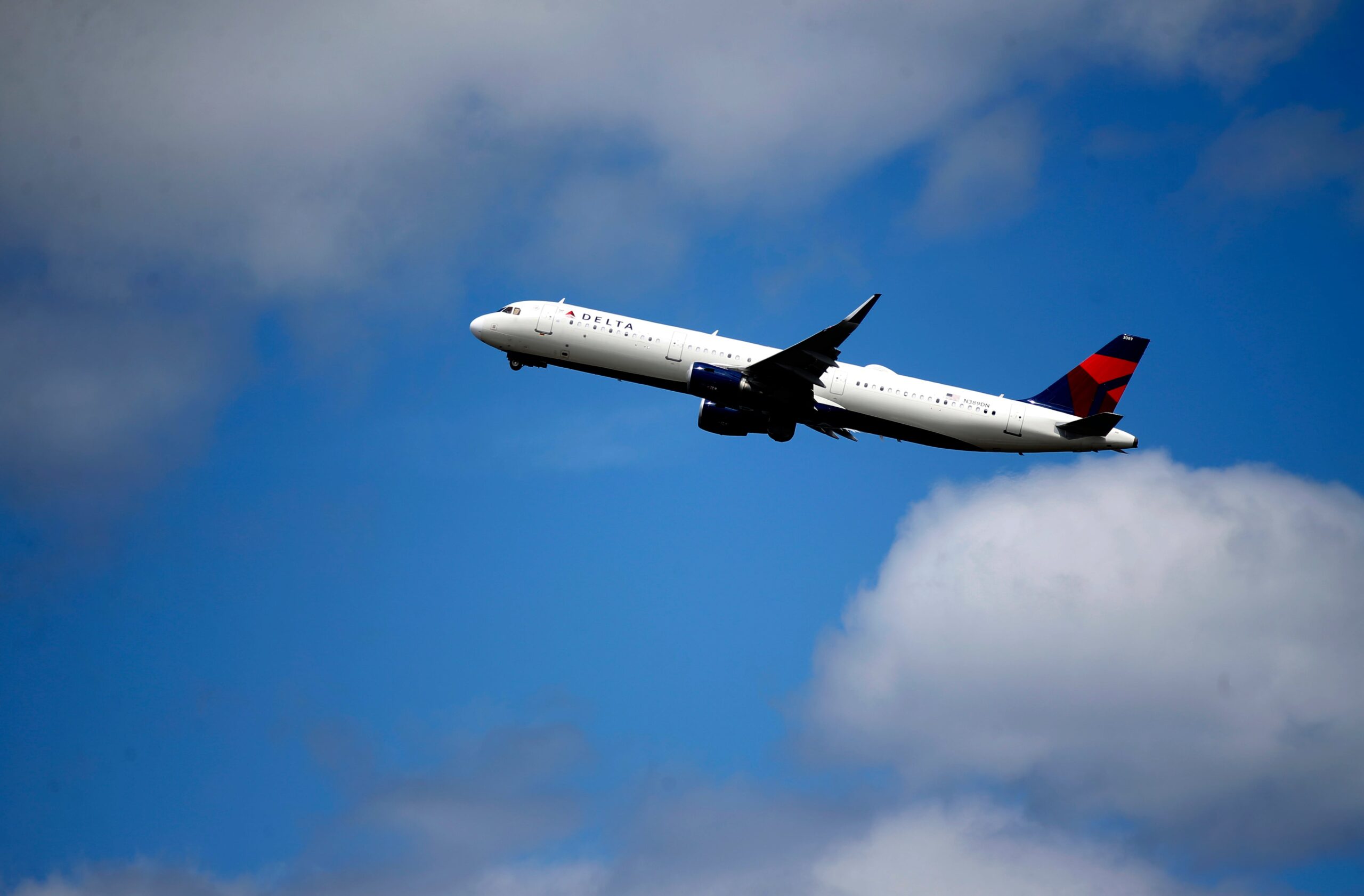Delta is bringing back direct flights between Boston and Hawaii