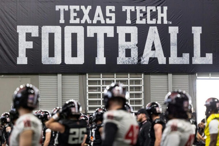 Experiencing Historical College Football Expectations