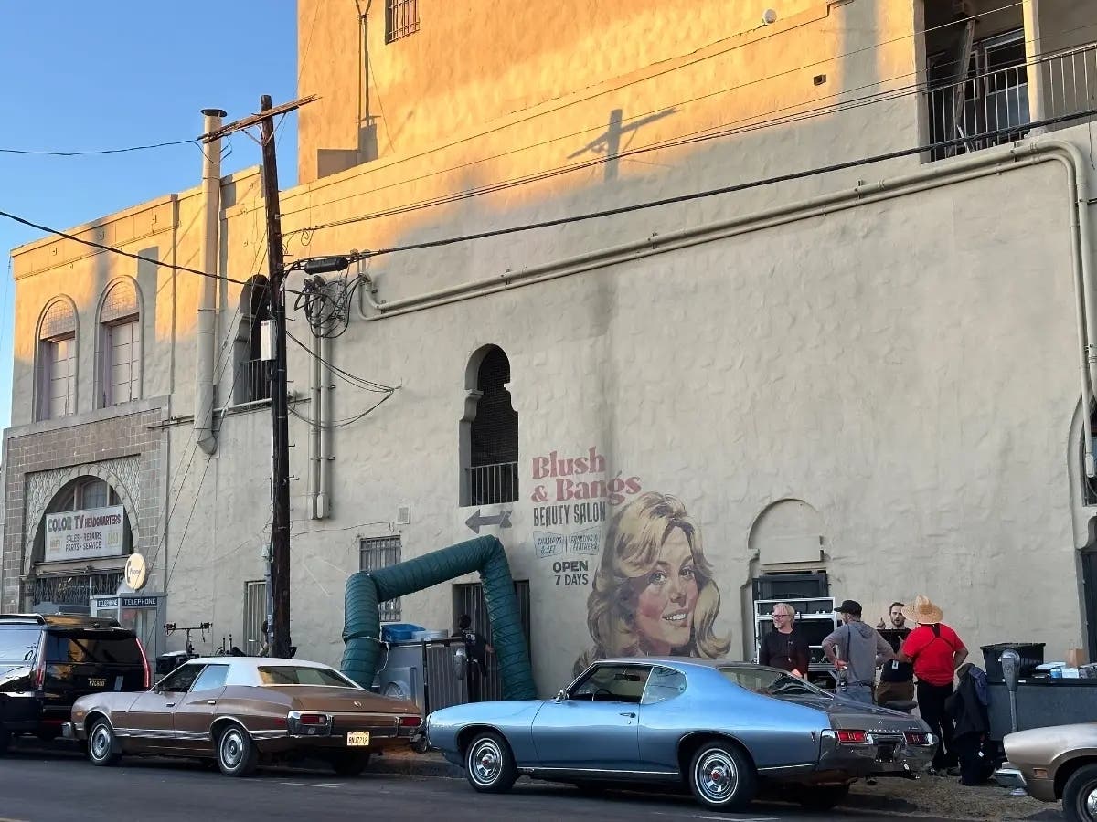 Brad Pitt Filming Woman Mauled To Death By Stray Dogs Riders Left(00)