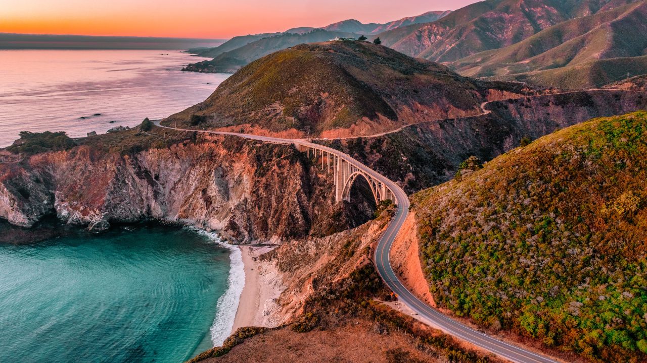Hitting the open road: Long-distance road trip ideas for your next vacation<br><br>
