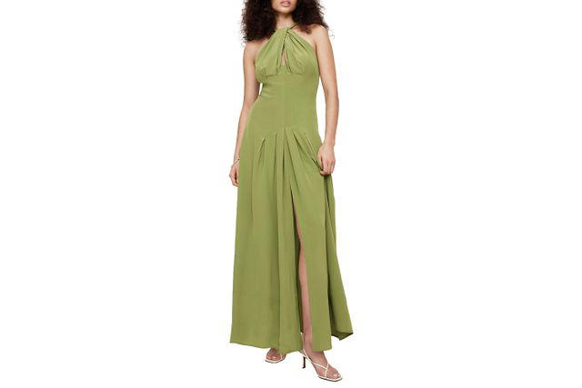 As a 5-foot Fashion Writer, These Are the 12 Wedding Guest Dresses That  Don't Require a Trip to the Tailor
