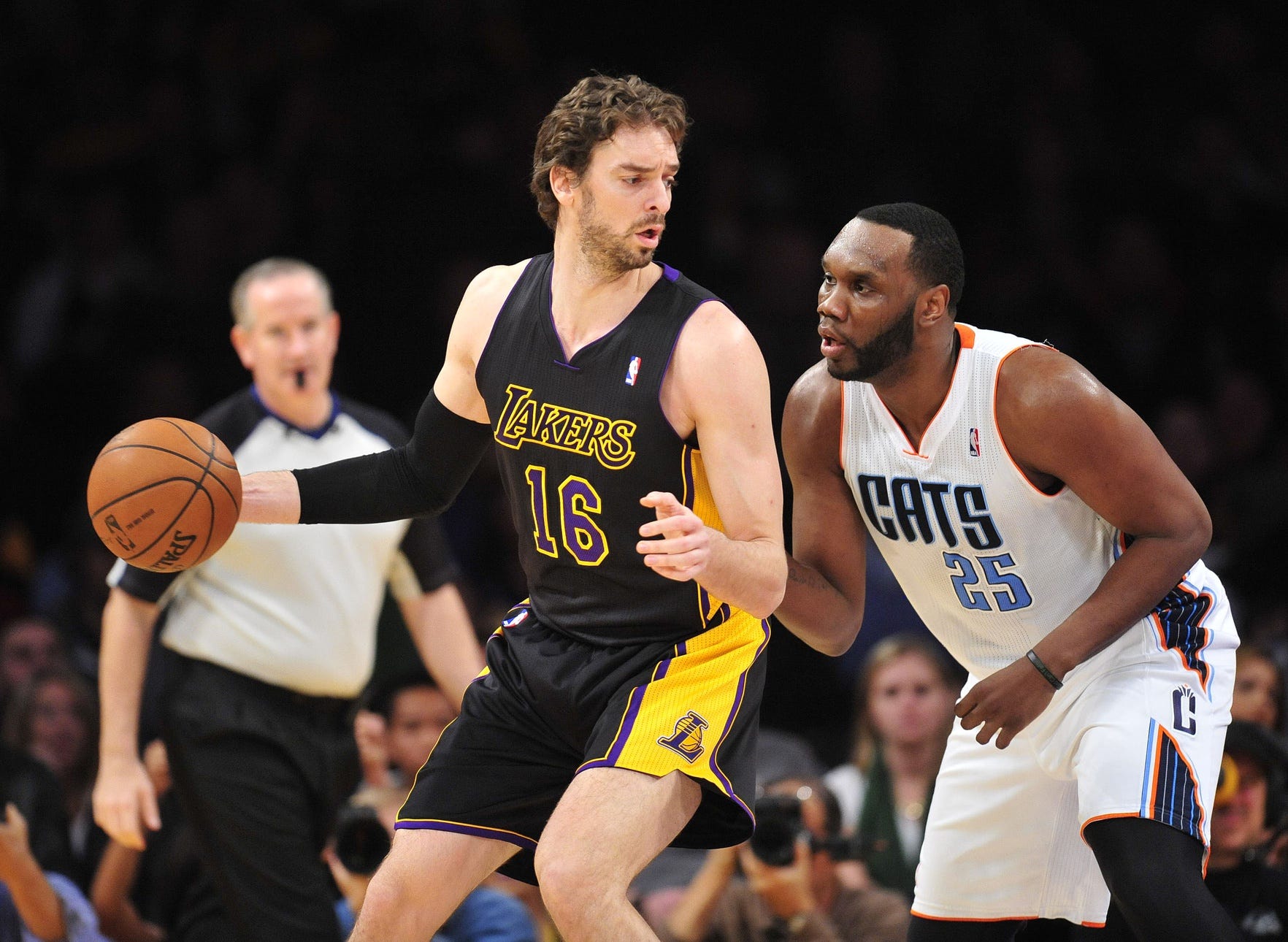 The best NBA player to wear each jersey number