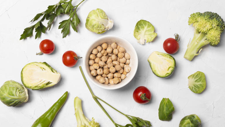 .อาหารไฟเบอร์สูง ป้องกันท้องผูกเรื้อรัง ขับถ่ายดีสุขภาพแข็งแรง.