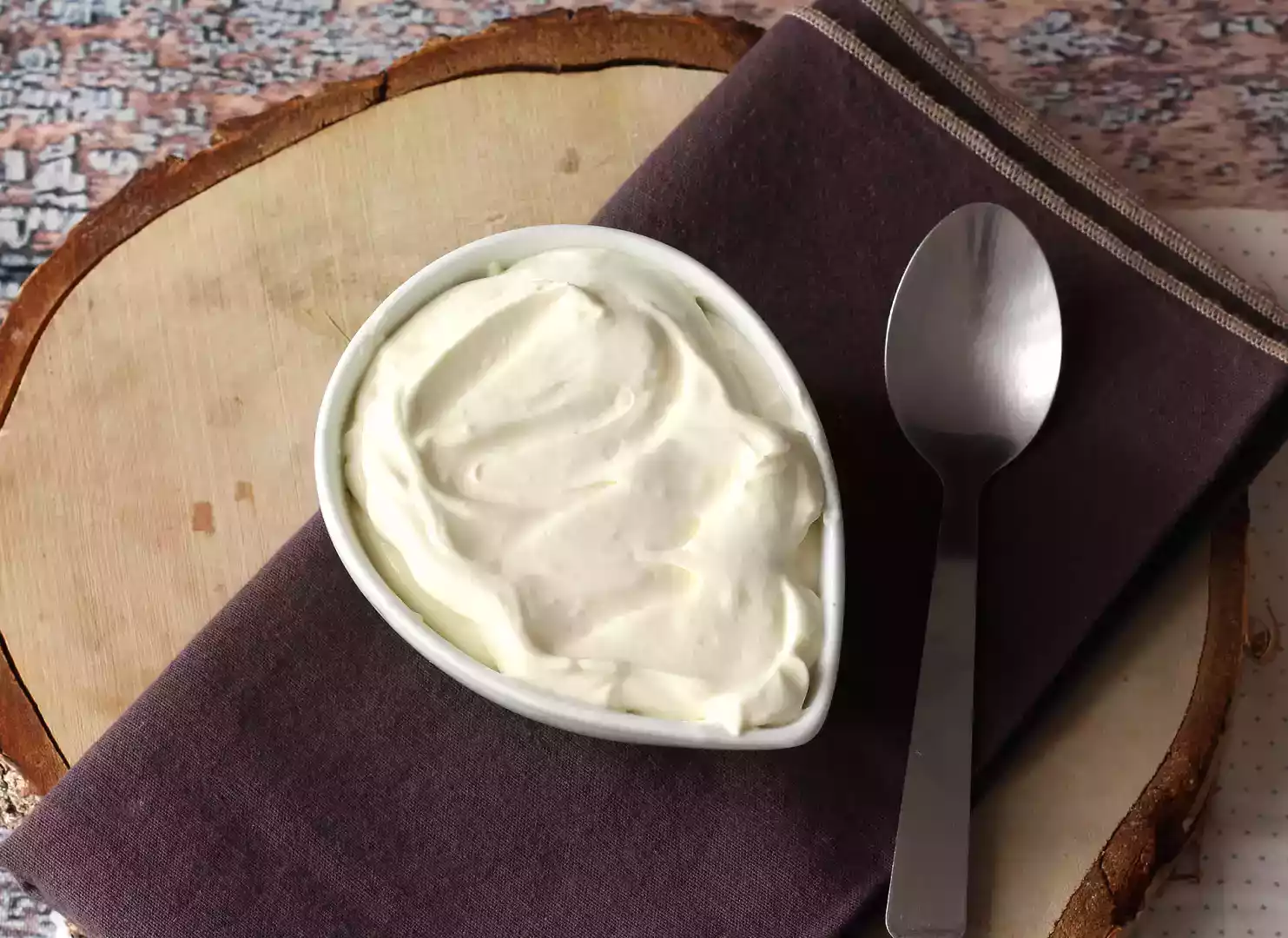 Vanillecrème montée, de perfecte topping voor je taarten en laagjescake!