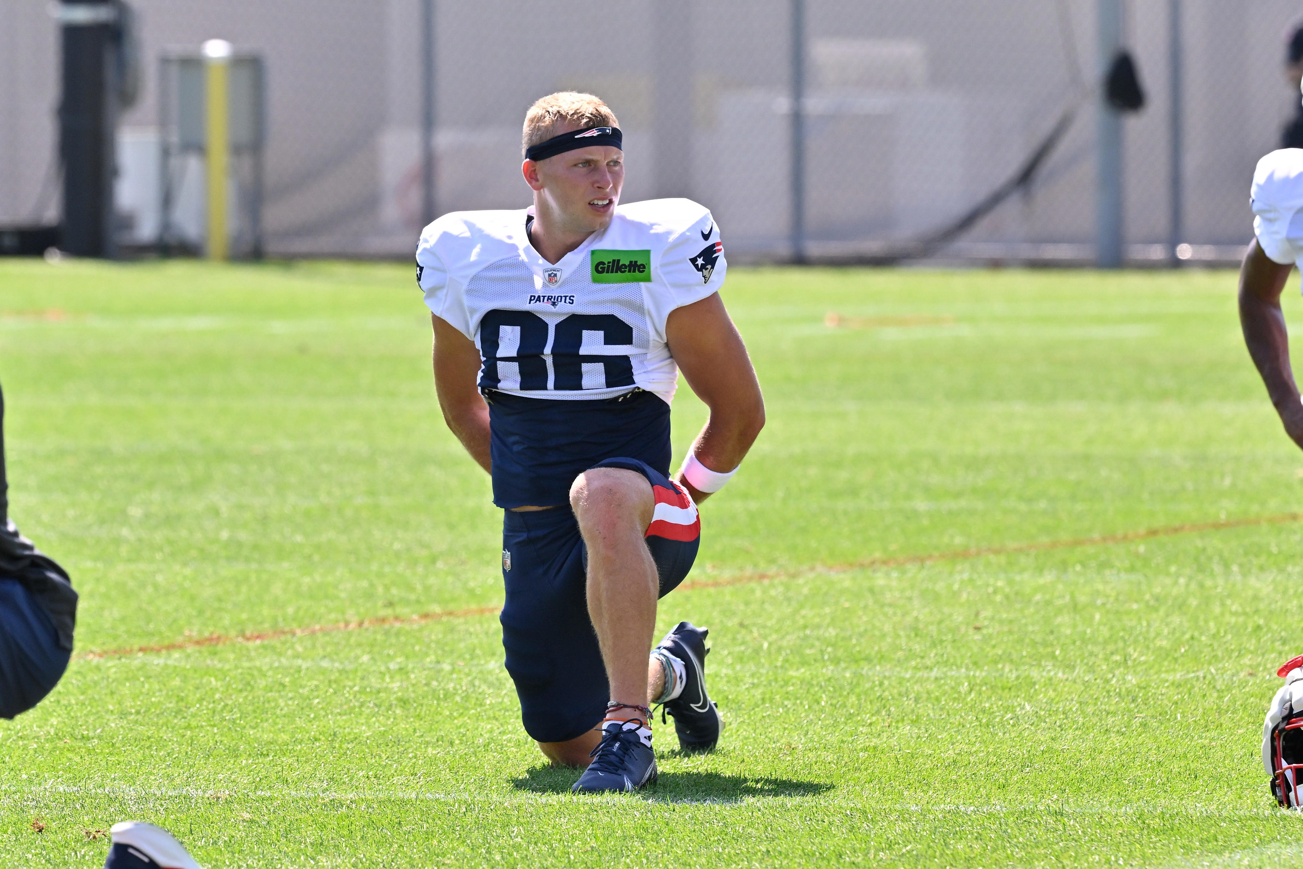 Patriots rookie Efton Chism studying film of two-time Super Bowl champ