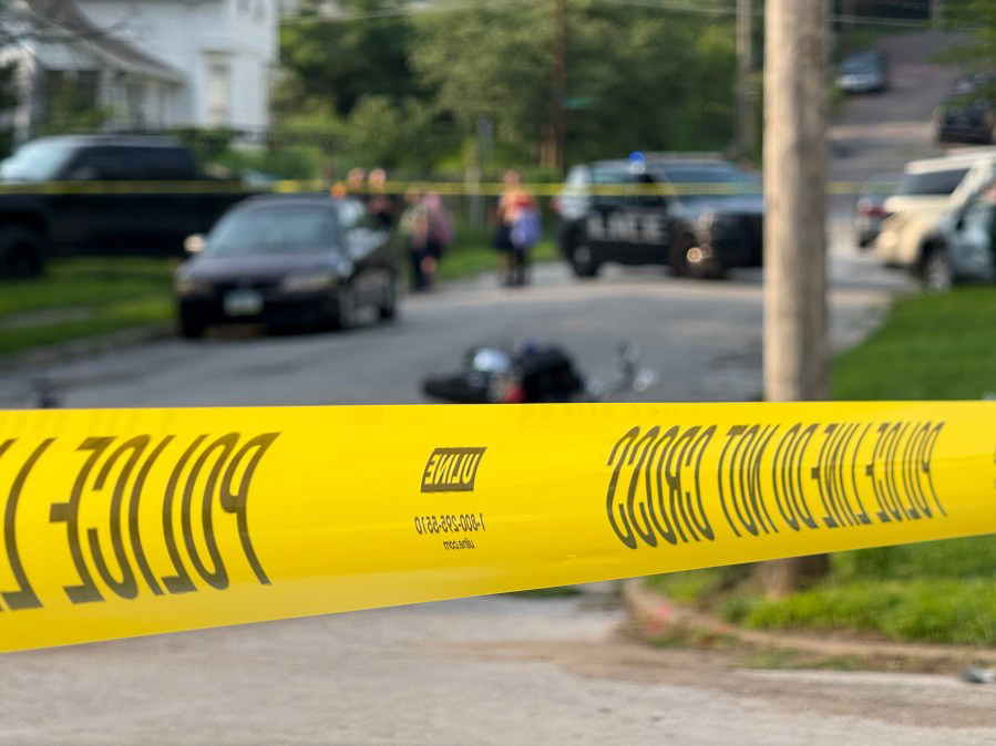 Motorcycle driver dead after crash in Davenport Motorcycle driver dead after crash in Davenport