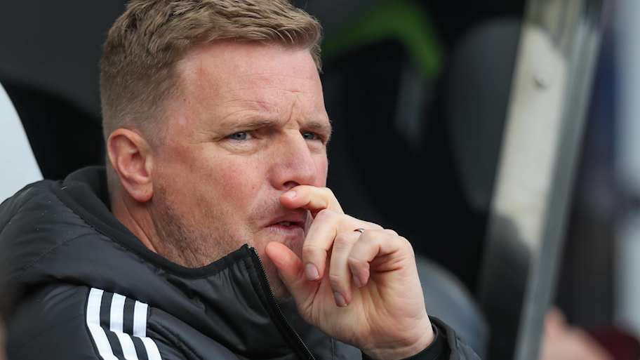 Eddie Howe is under serious pressure. | IMAGO/Every Second Medi