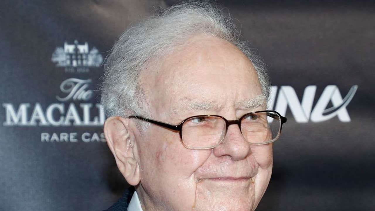 Warren Buffett s Berkshire Hathaway Slips Premarket After Trump Tariffs Warren Buffett s Berkshire Hathaway Slips Premarket After Trump Tariffs
