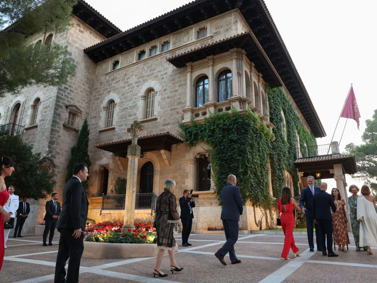 La reina Sofía, ya en Mallorca para asistir a la recepción de Marivent: los  veranos felices que no volverán