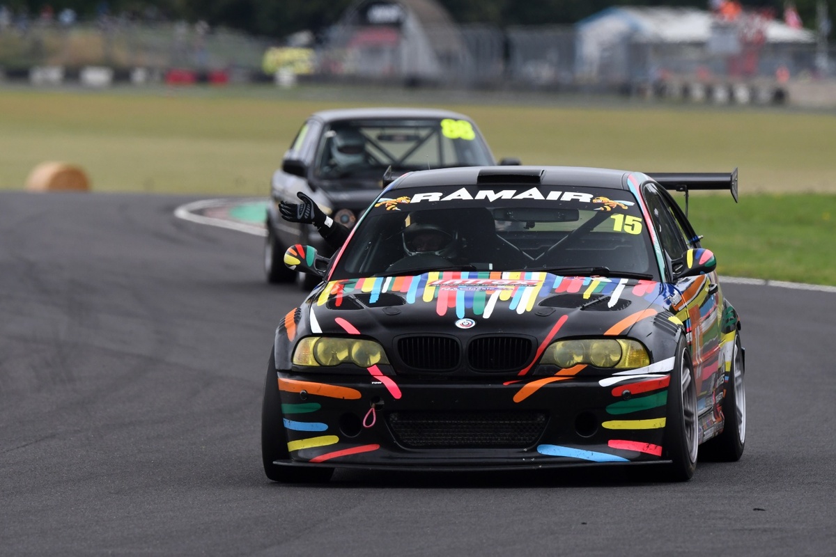 Stripes star as Crowhurst wins special BMW 3 Series celebration race